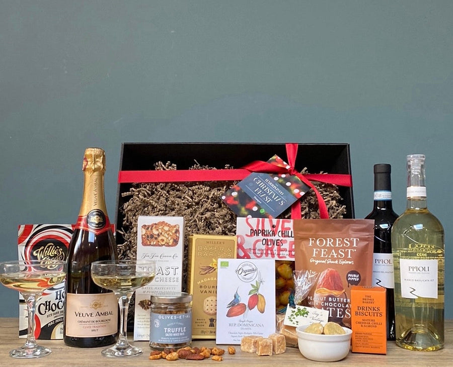 Christmas Feast Hamper with Fizz