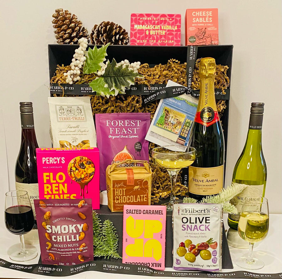 The Harris & Co Classic Hamper