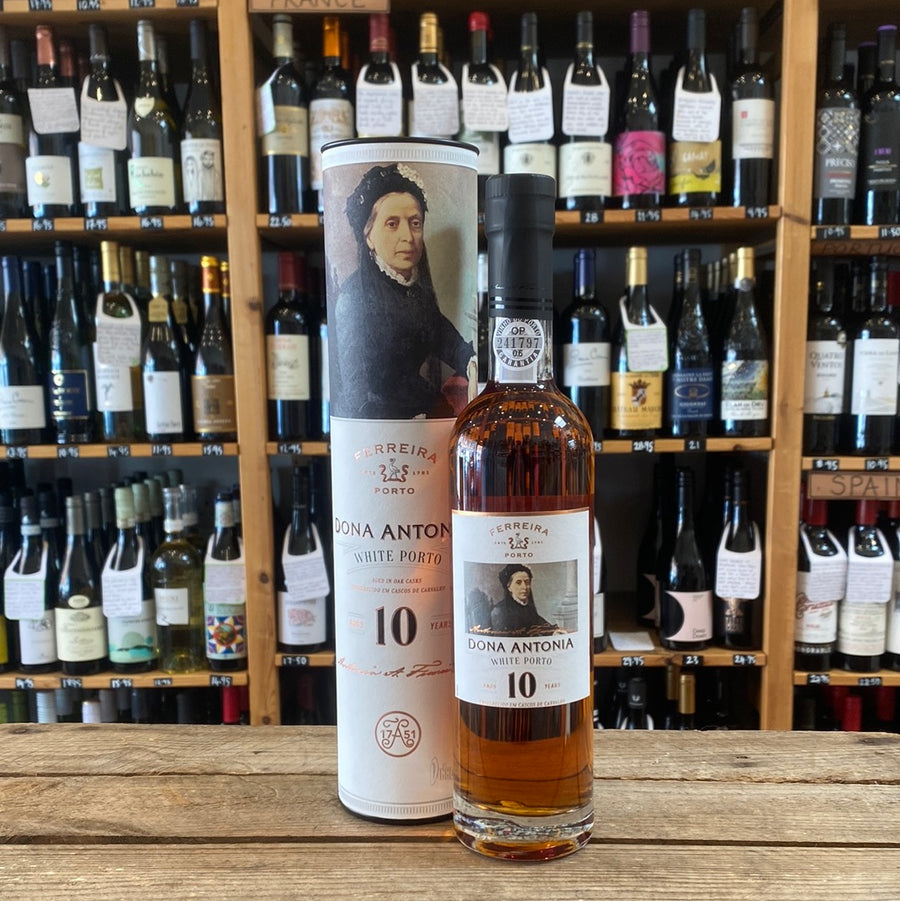 Ferreira, `Dona Antónia` 10-Year-Old White Port 50cl, Douro, Portugal (20%)